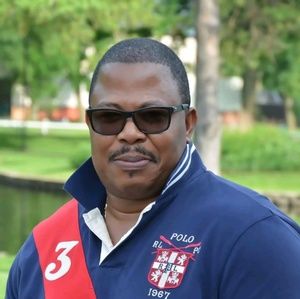 Meet your Posher, Adeshola